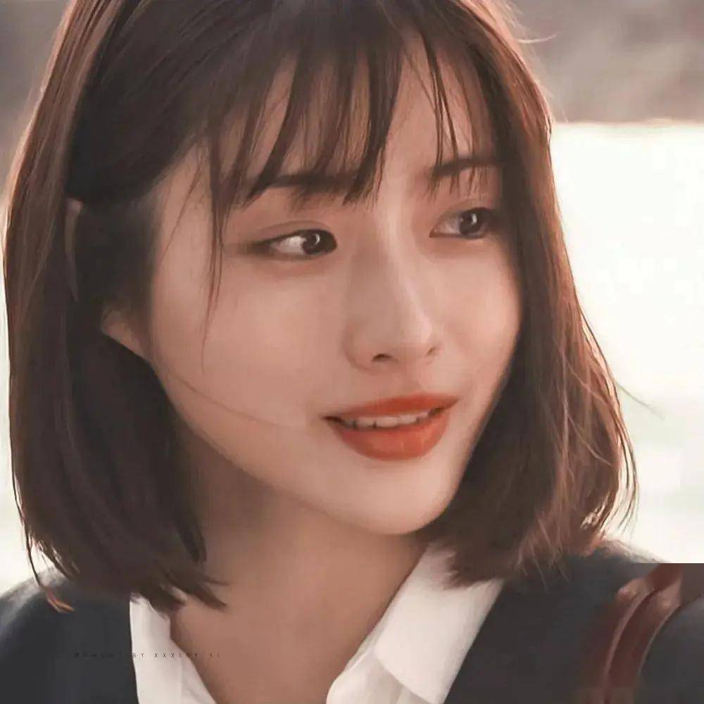 37岁石原里美写真展现完美身材,这谁顶得住她的才华与美貌?