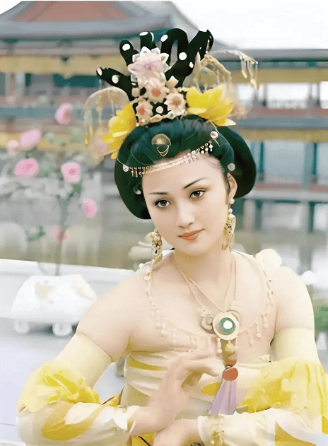 林芳兵:从古典女神到杨贵妃传奇,她的美与勇,超越时代的界限!