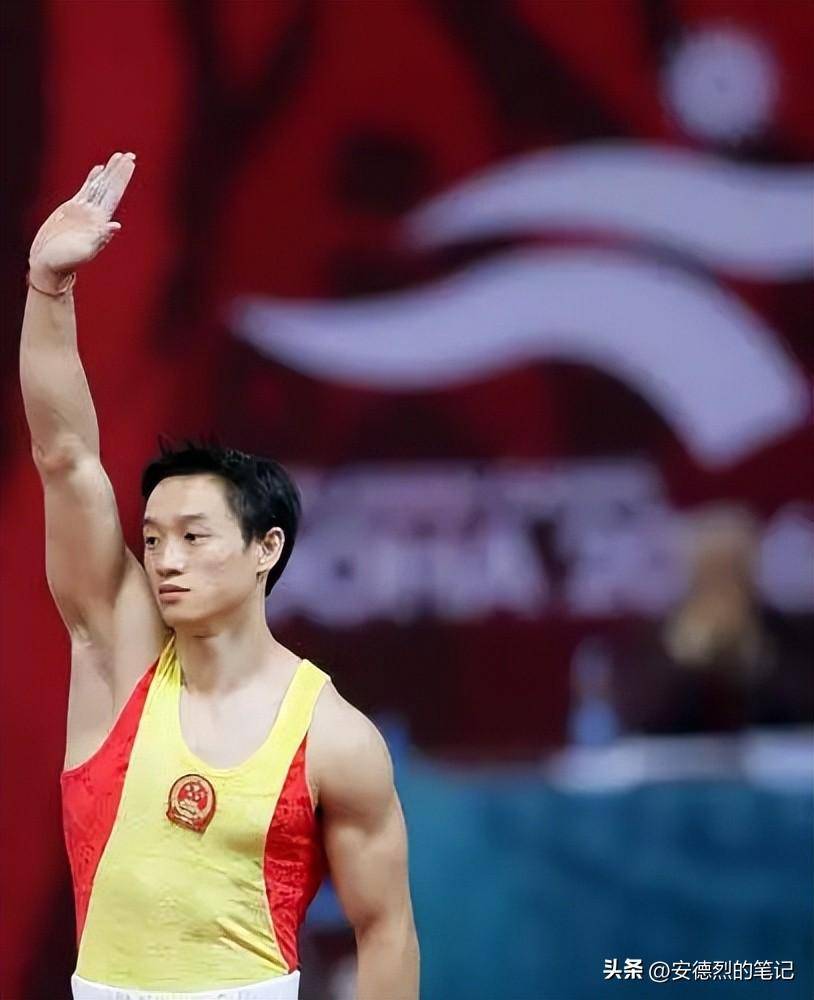 体操冠军杨威:08年奥运体操全能王,现只能依赖呼吸机生活