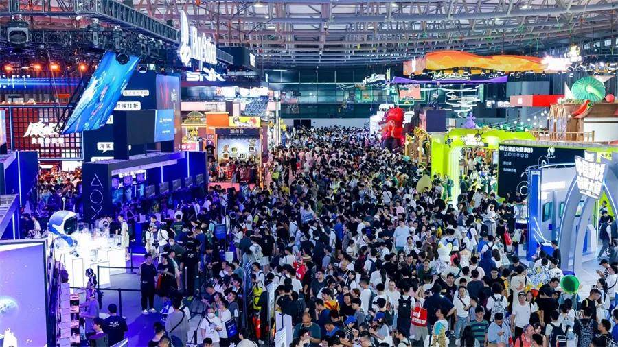 2024 ChinaJoy：电竞显示器争奇斗艳 图1