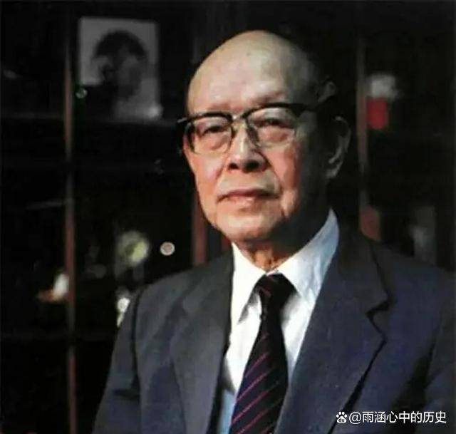 被上帝遗忘的周有光:活了112岁,女儿夭折,82岁儿子走在他前面