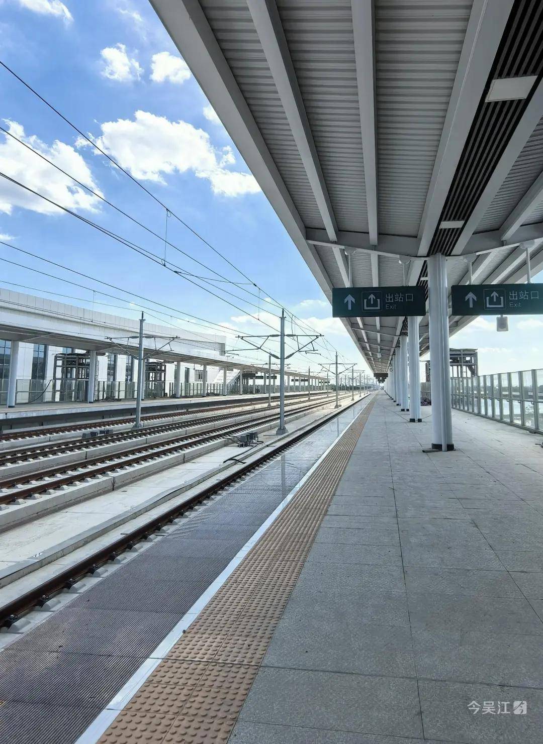 苏州市吴江区委书记李铭带队专题调研沪苏湖高铁沿线环境整治工作