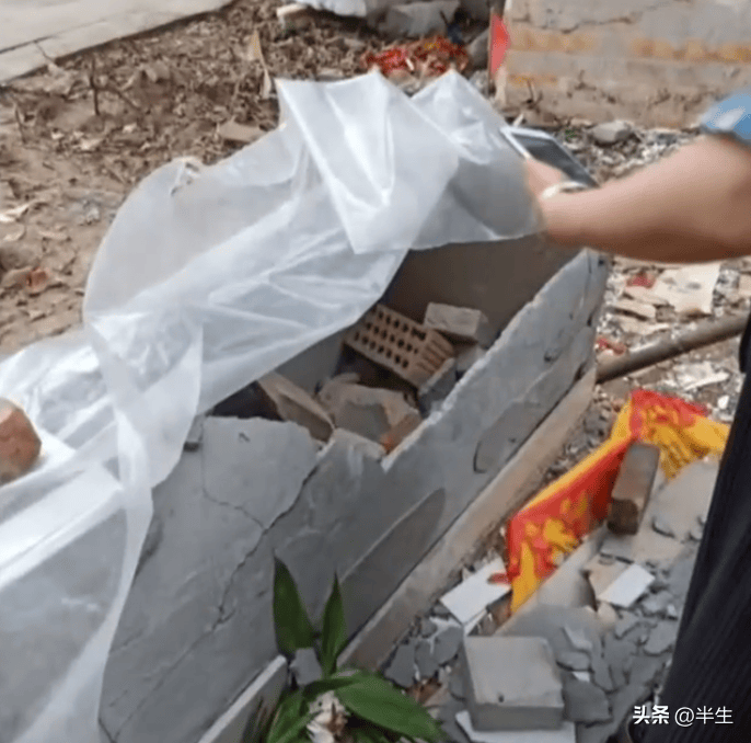 骨灰的悲歌:四川老太的坟墓被挖,七兄妹的愤怒与无奈_宋家_保护_事件