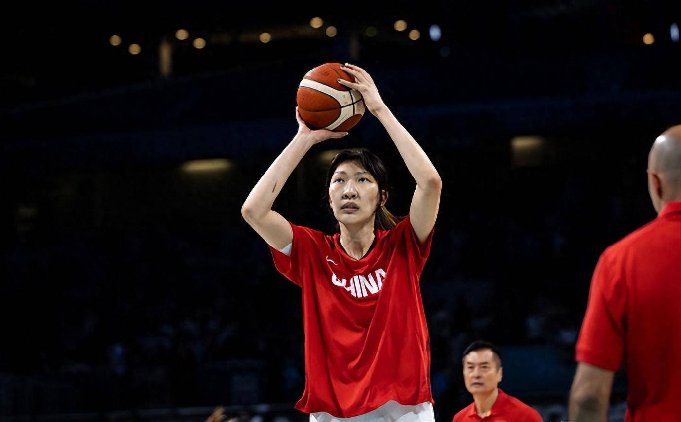 苏群:我支持中国女篮姑娘当网红 但菜是原罪 赛场表现代表一切