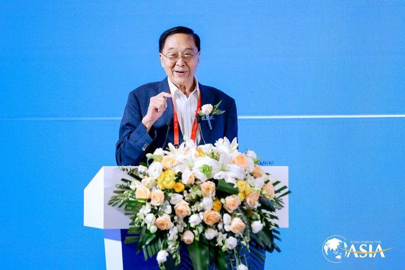 国家卫生部原副部长张凤楼,博鳌组委会主任揭一等出席pemf能量康养