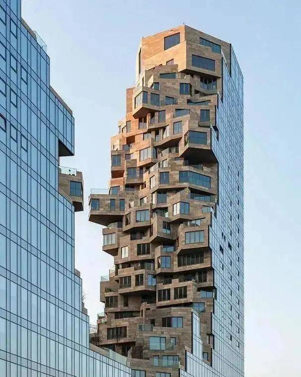 世界上32个奇怪的建筑,韩国的蚱蜢咖啡馆,中国大同悬空寺上榜