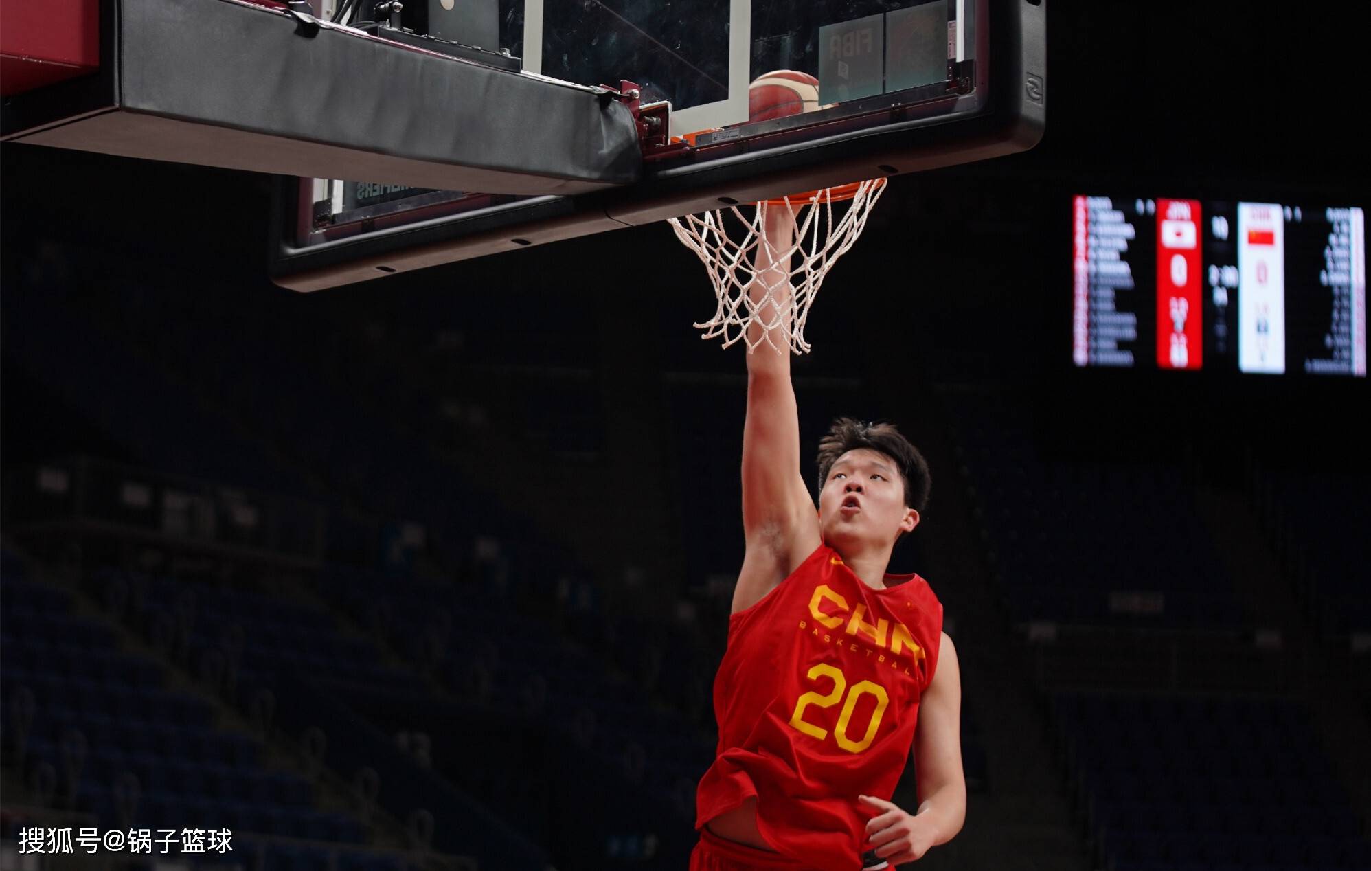 中国篮球3消息:男篮集结体检 女篮排名暴跌 名记曝有人要特殊待遇