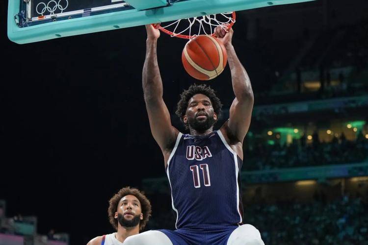 大帝恩比德以神级表现引领梦之队狂潮,12分钟铸就传奇之夜!