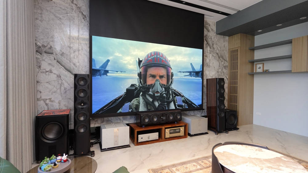 "带你看看台中的佰俪声perlisten顶级客厅影院系统