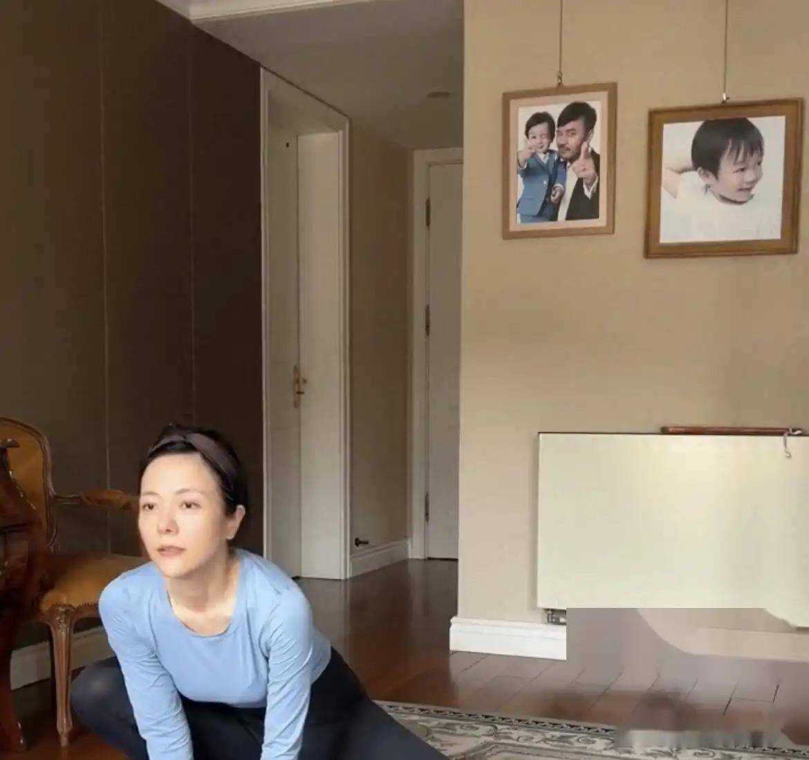 杨乐乐为老公汪涵准备七夕礼物!手上布满绘图,颇像符咒惹争议