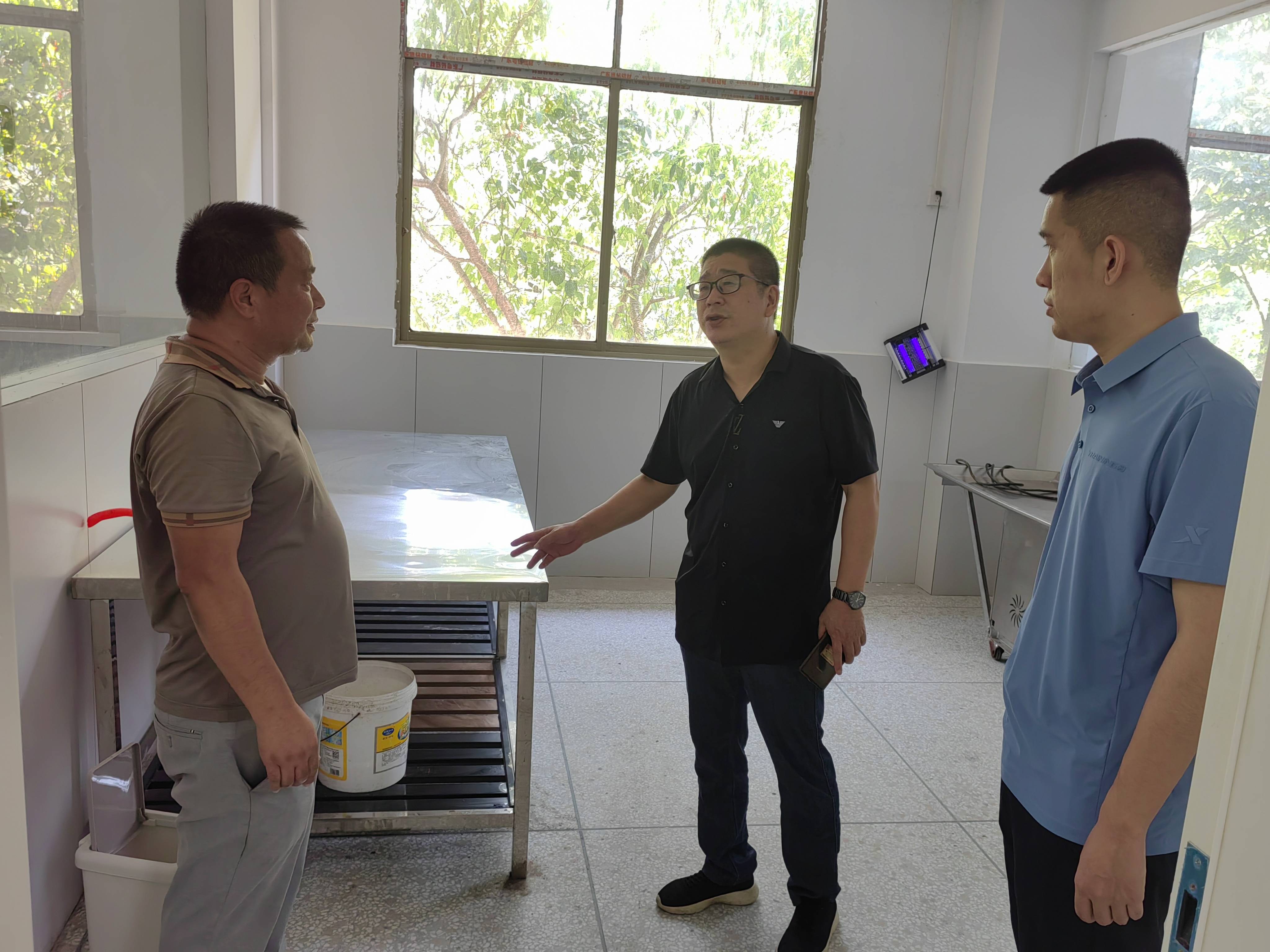 湖北崇阳县市场监管局开展"证前指导"服务让市场主体不走"弯路"_生产