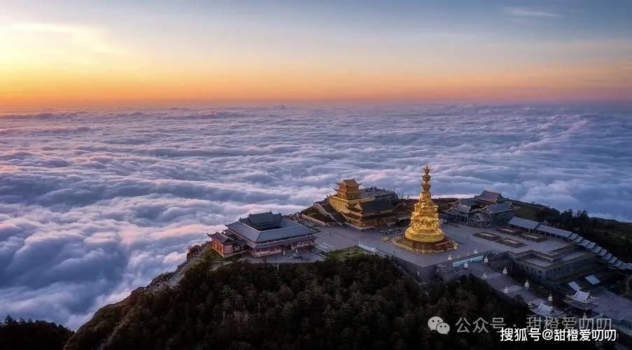 中国十大山峰:攀登自然的脊梁,领略壮丽的奇观