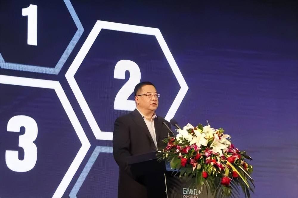 刘亚东:忽悠了领导公众和自己,为"中国威胁论"提供口实