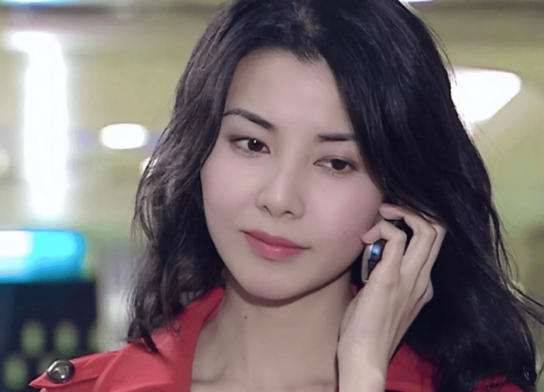 从"女神"到万人唾弃,靠"风月片"走红的蒙嘉慧,彻底没救了?