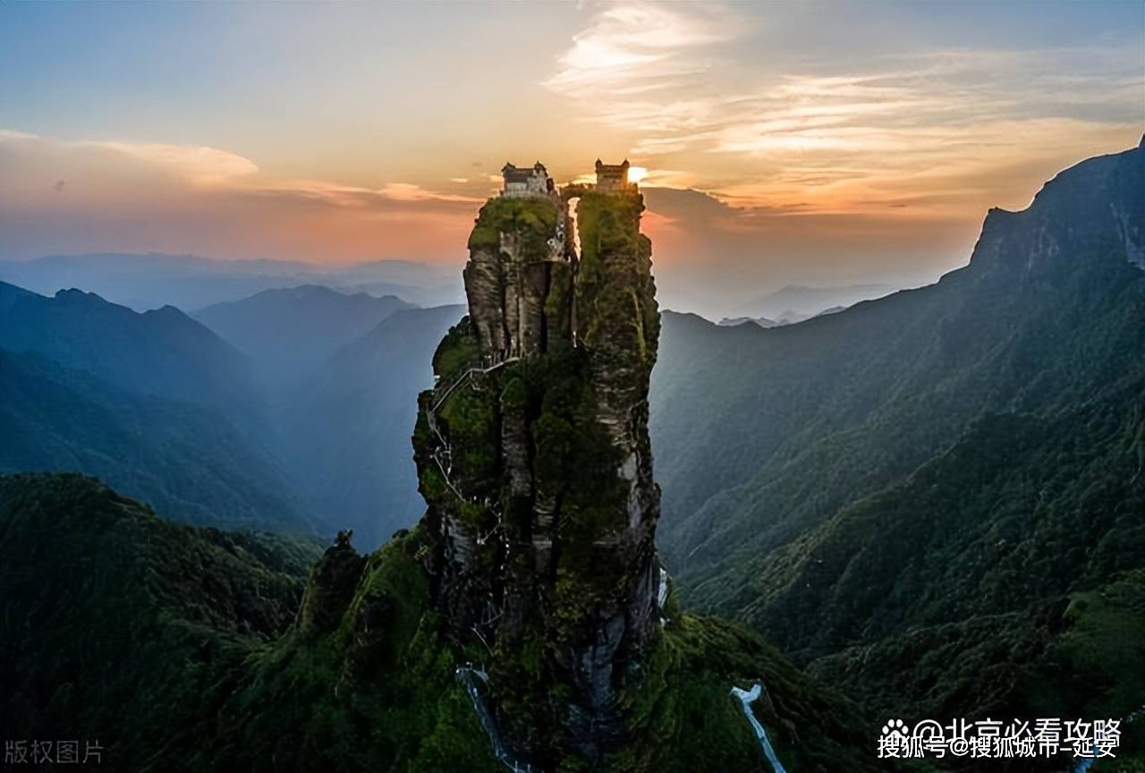 贵州网红景点六日游线路推荐,贵州独立小包团带你玩遍美景