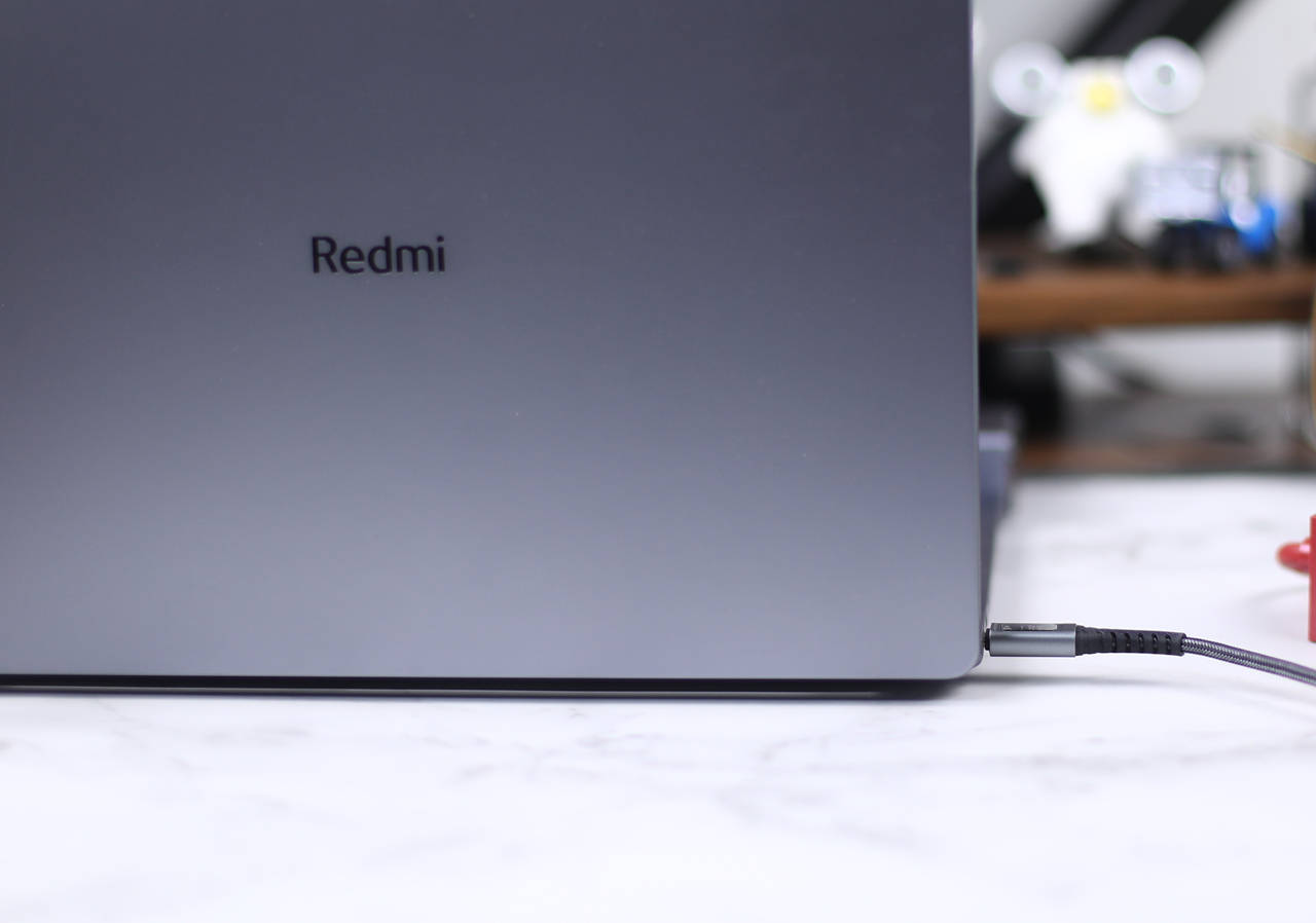 告别充电焦虑，迎接数显快充新时代！威宝100W数显快充线体验