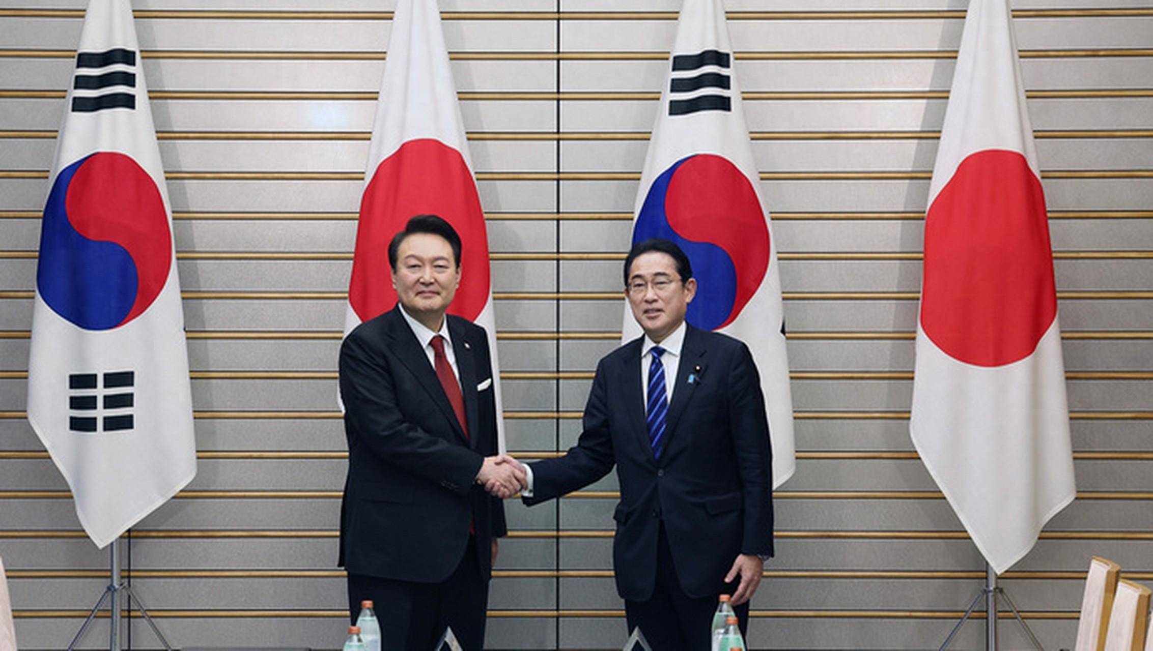 24小时内，韩国传来三条消息，尹锡悦被骂“亲日”，韩国人很失望_搜狐网