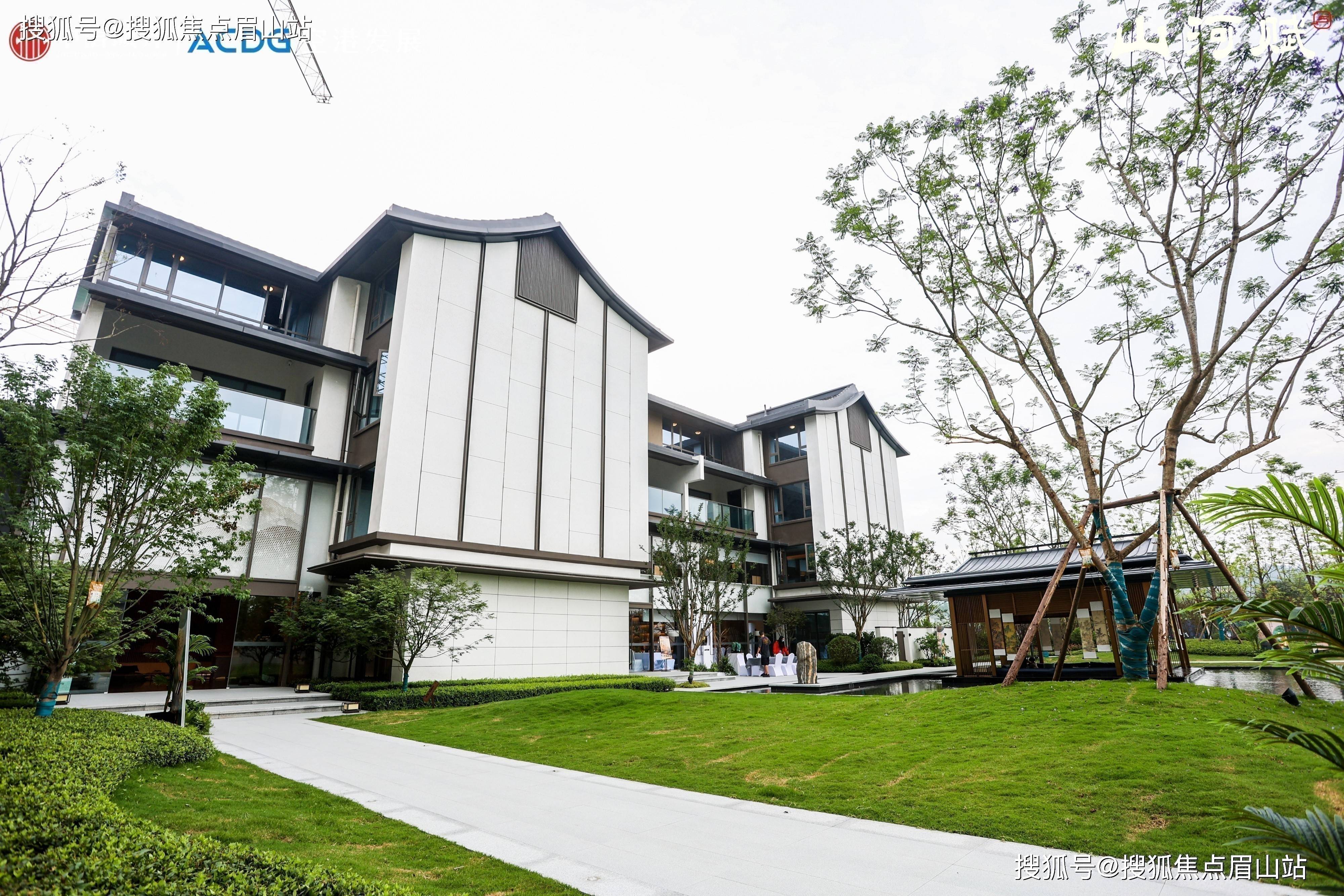 成都双流地铁10号线:中信城开山河赋售楼处电话/预约看房/楼盘详情