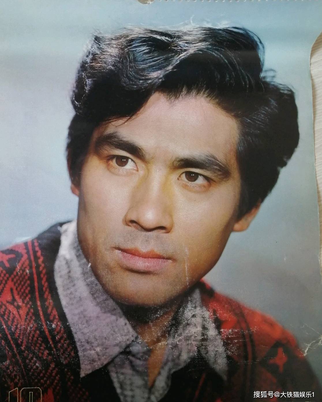 看了朱时茂和唐国强80年代合照,才理解,奶油小生与型男的区别