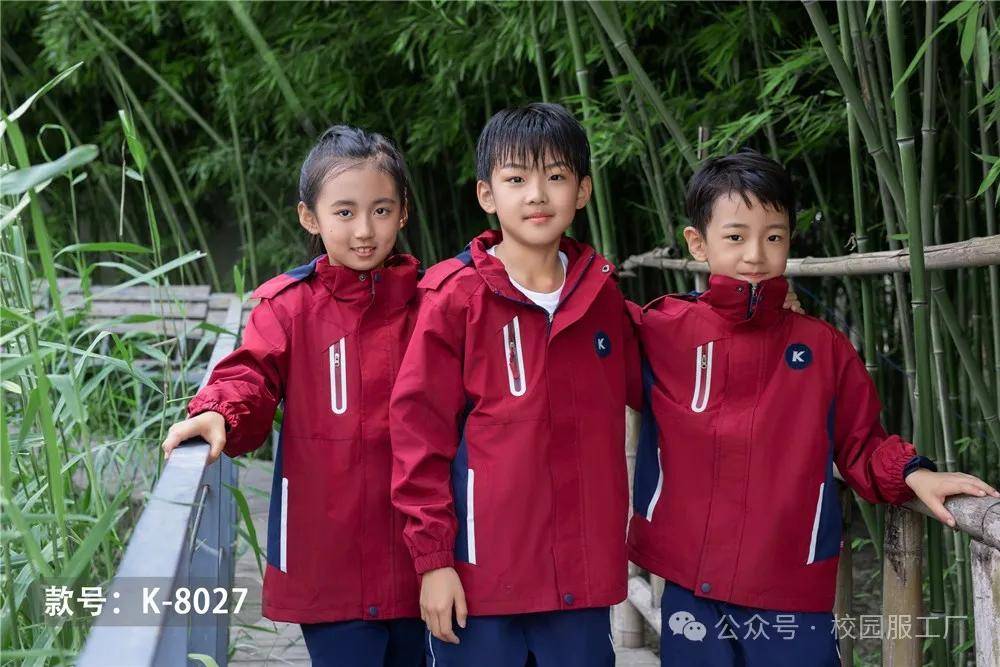 校服厂家与技术创新：引入新技术提升校服品质
