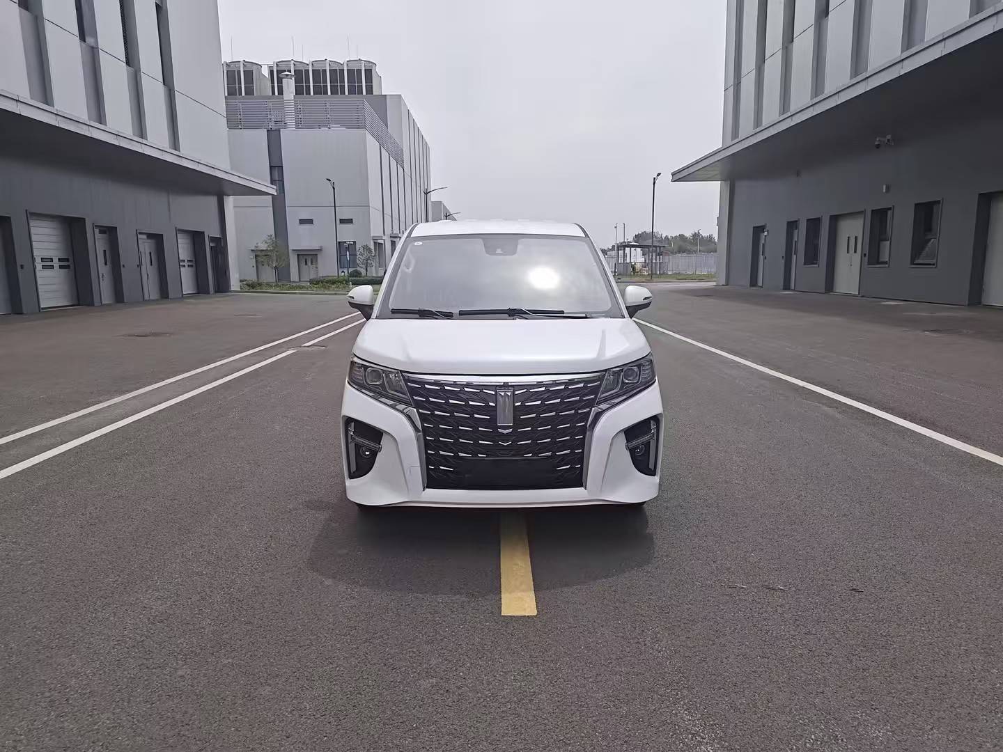领途em8正式上市,14.18万元起售,座椅布局多样_搜狐汽车_搜狐网