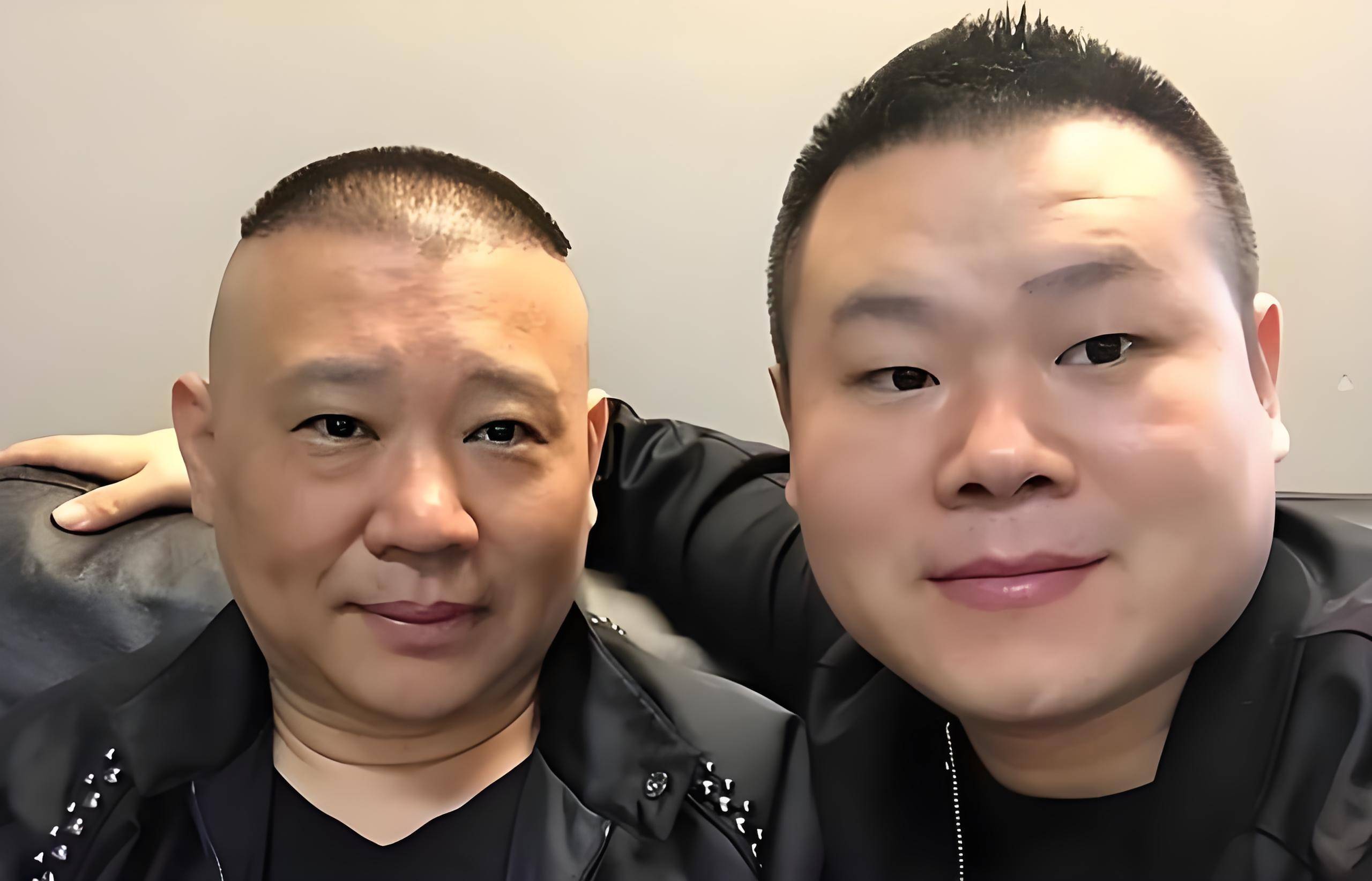 原来她就是岳云鹏老婆,虽然不是漂亮却让郭德纲刮目相看,难怪老公能红