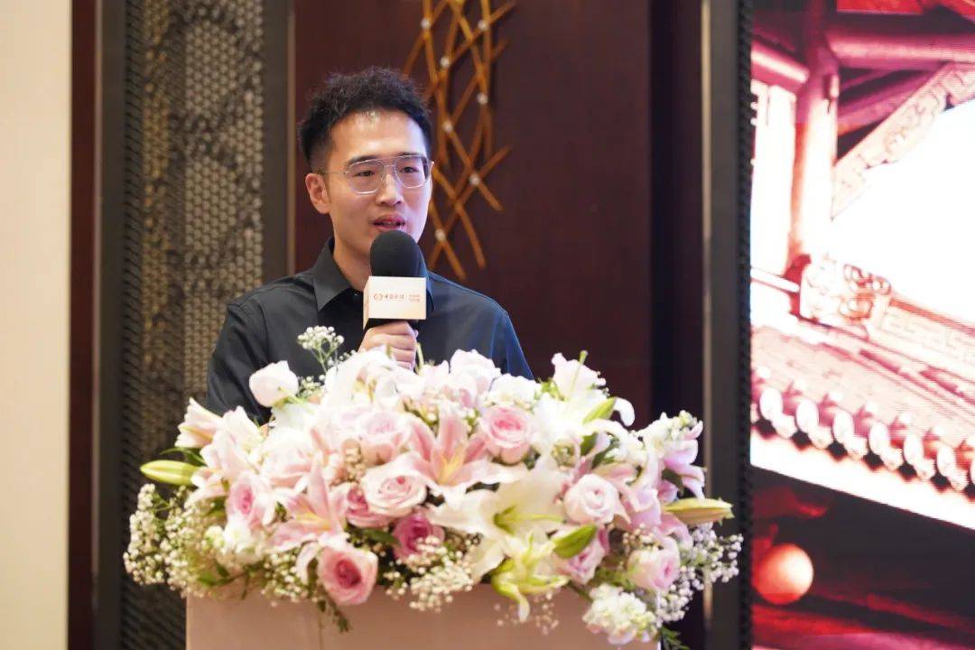 世界冠军潘晓婷成为中国金楼品牌代言人