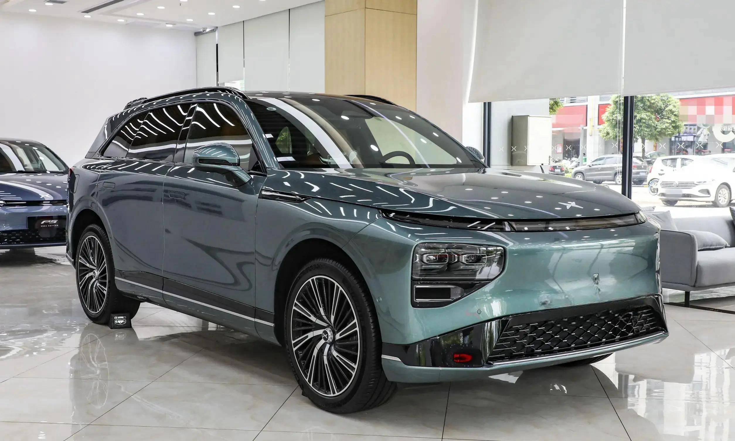 落后于智己ls6,小鹏g9,领先于奔驰eqe suv,蔚来es8,奥迪q5 e-tron等