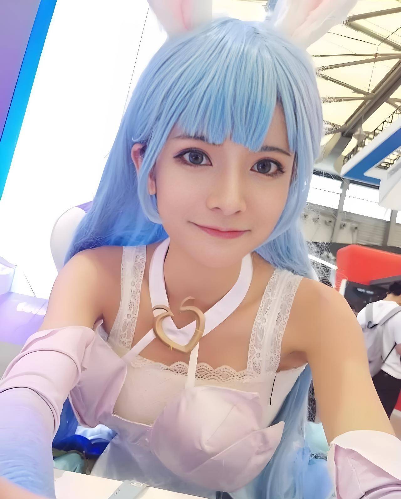 "狗头萝莉"cos三大女神,性感与可爱并存,哪位能触动你的心弦?