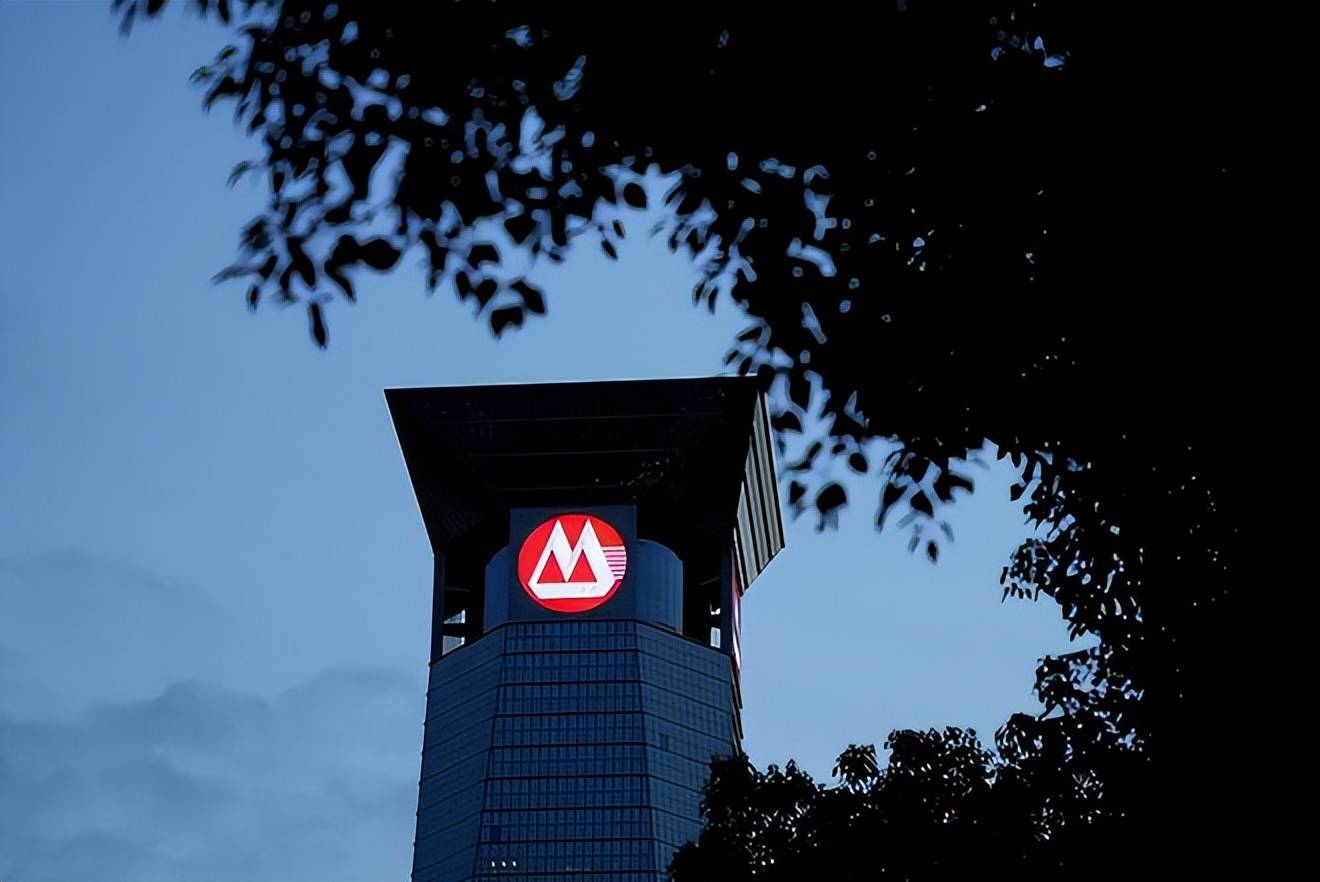 招行陷合规与舆论多事之秋 违规代销基金到管培