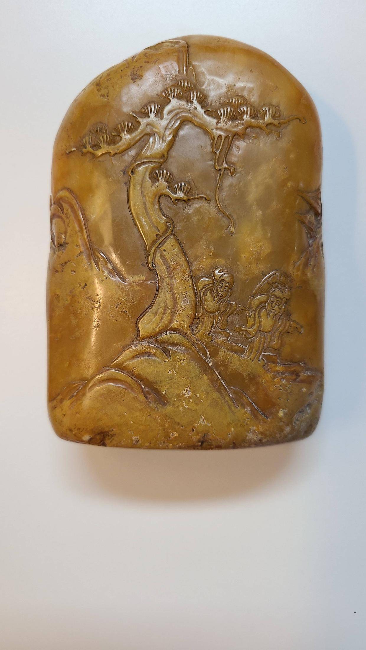 清代寿山田黄石薄意雕山居即景印章充分利用自然的色彩和质感_搜狐网