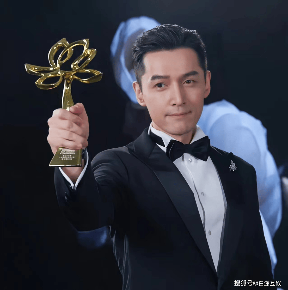 避开红毯的陈晓,暴露了与陈妍希的婚姻内幕,周冬雨的话又应验了_胡歌