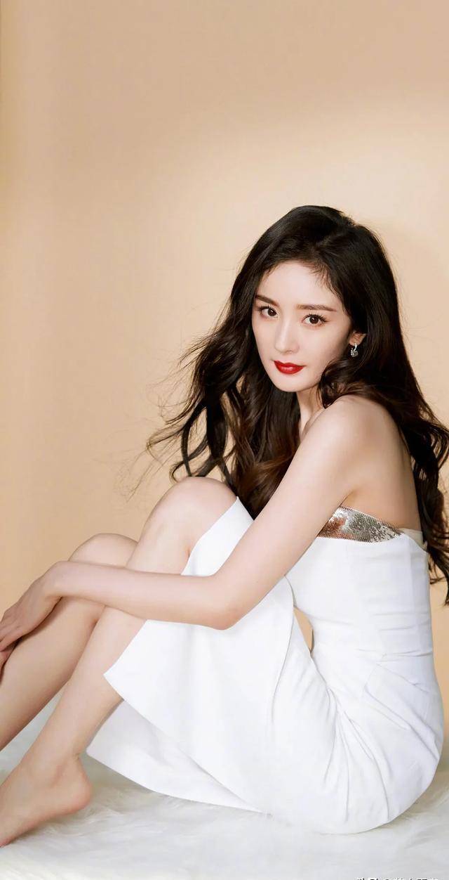 杨幂——清冷霸气写真集欣赏