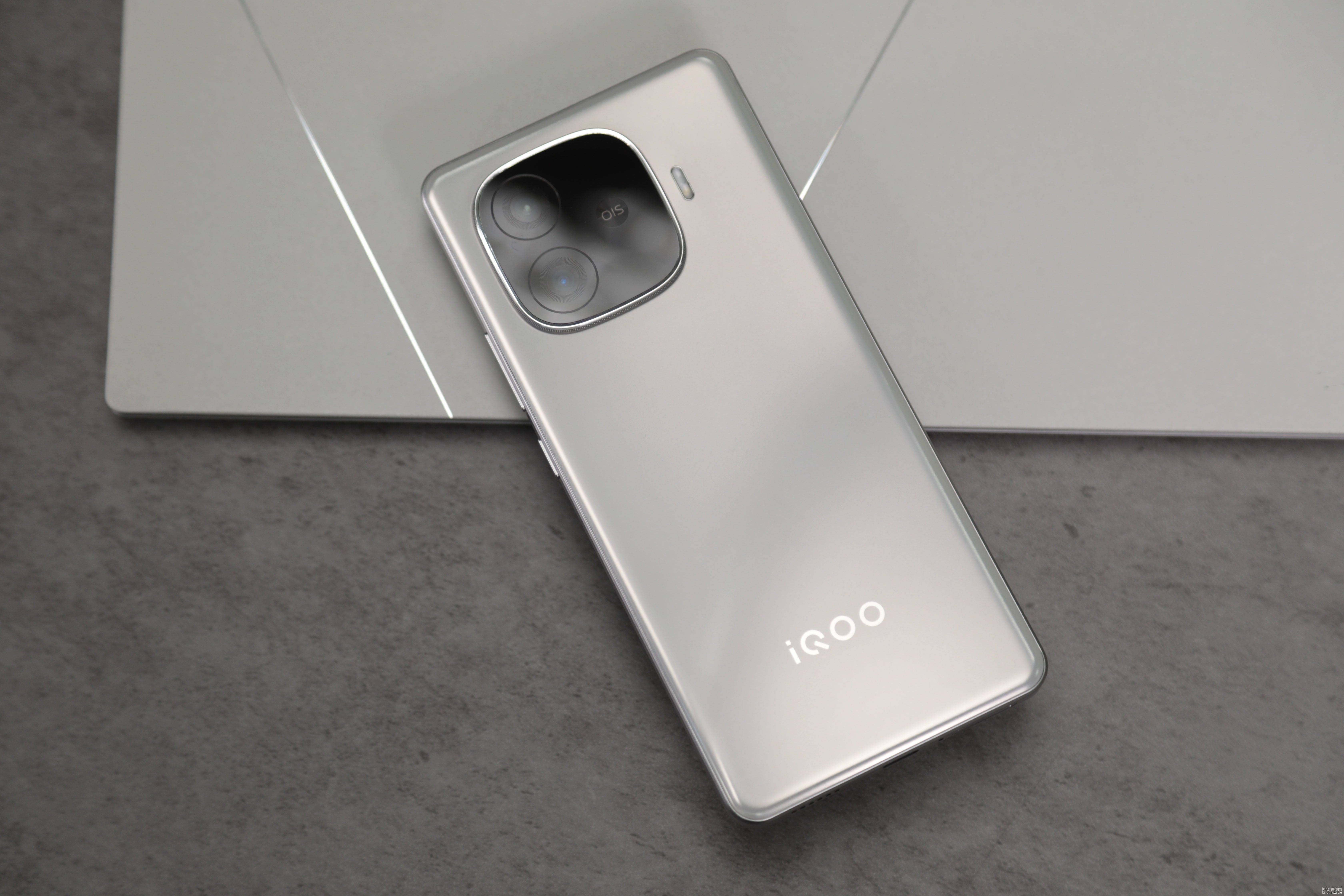 【24H発送】iQOO Z9 Turbo+ 月影钛 12/256 Vivo iQOO Z9 Turbo/ iQOO Z9 Turbo+ (256GB/512GB) | Mainz