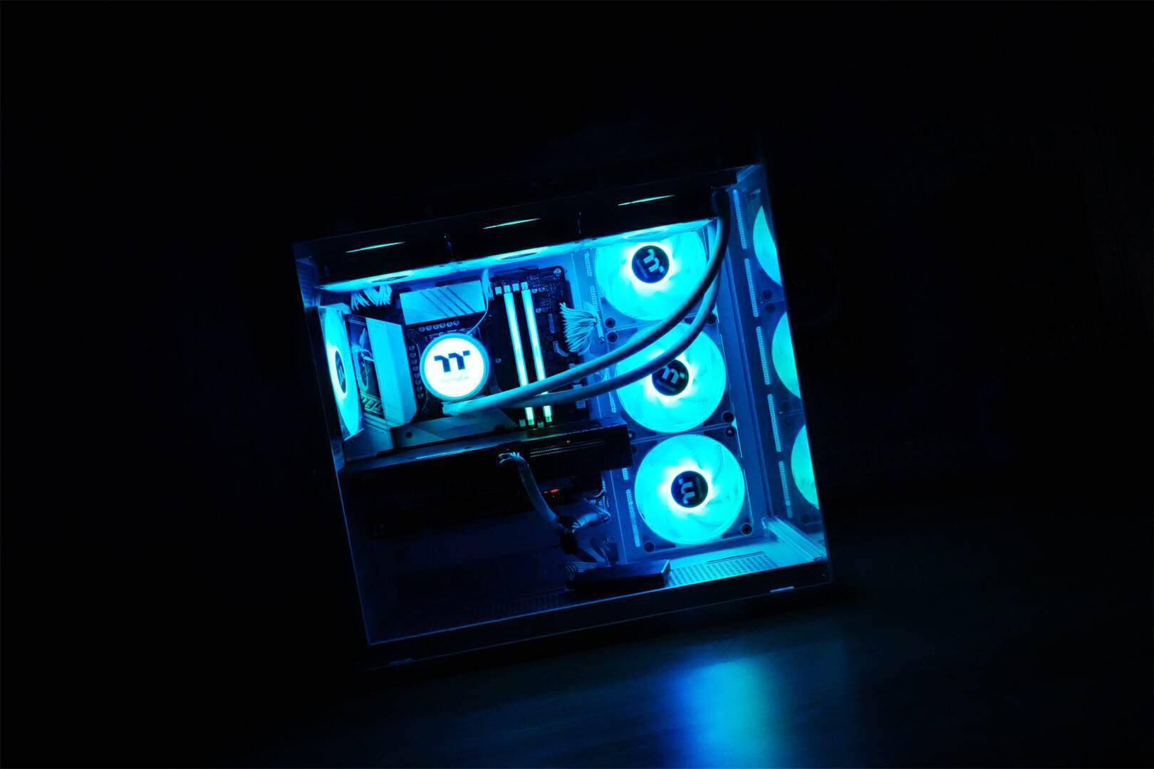 技嘉硬件赋能开学季，为学子们的未来插上科技的翅膀！