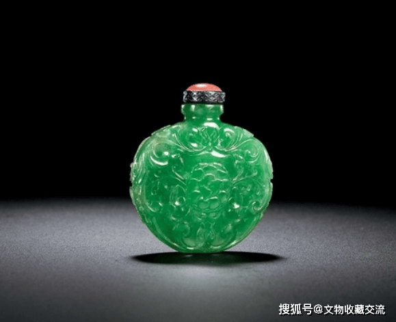 收藏号】中国传统的玉制鼻烟壶·拍卖记录给到大家_搜狐网