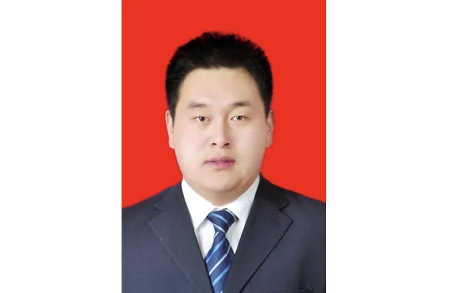 邱国峰(资料图)内蒙古自治区包头市石拐区政府网站"领导信息"一栏更新