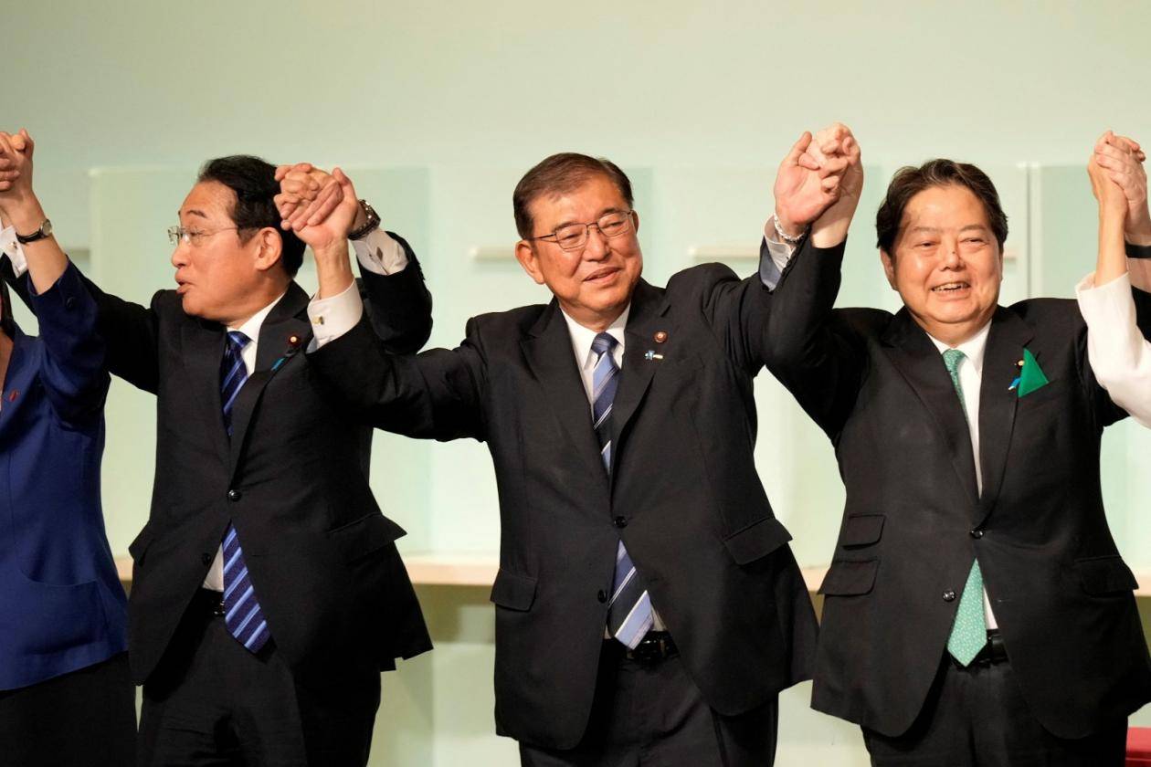 日本门阀政治观察:安倍选了菅义伟,岸田选了石破茂