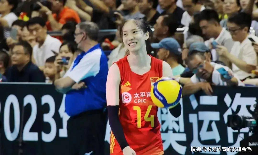 全锦赛颁奖典礼郑益昕又被黑!未与天津队员招呼,被批拍江苏马屁