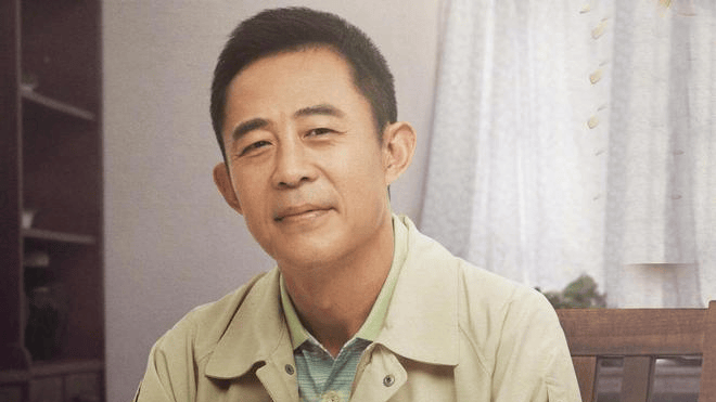 侯勇与沈蓉离婚14年后,一个50岁再娶娇妻迎来巅峰,一个无人问津