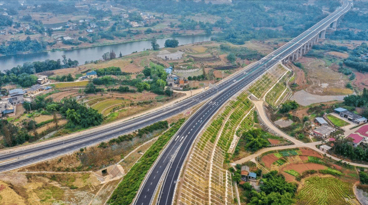 信宜阳春高速图片