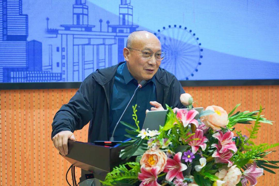 二级教授,教科院学术委员会主任,教育领导与管理研究所所长张新平表示