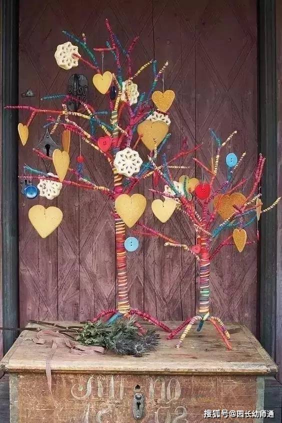 秋天,用秋叶,树枝这样装饰幼儿园,让秋色满园!