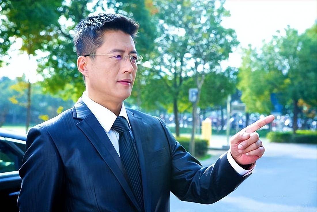 高曙光女儿:被妈妈江珊独自抚养17年,异母弟弟可继承亿万家产_高亦心