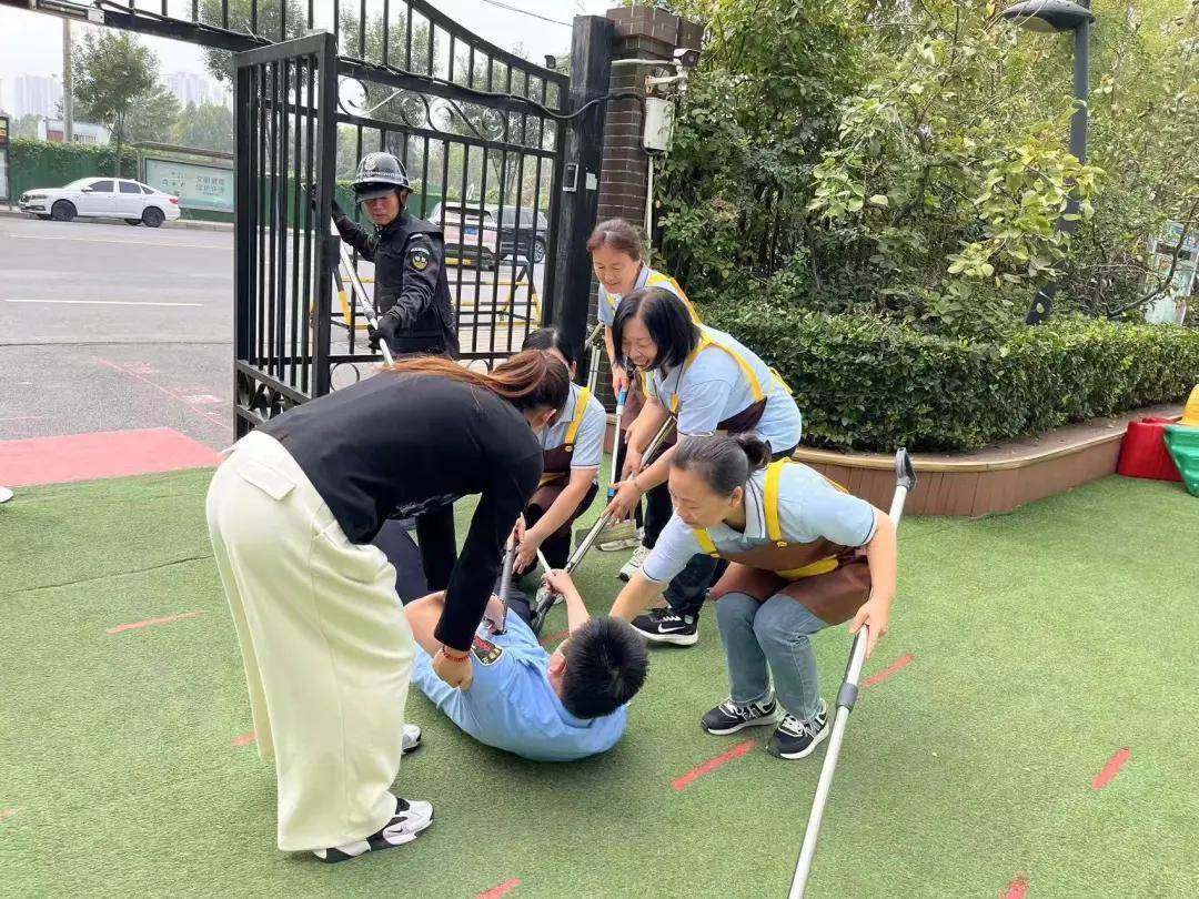 以"演"筑防 以"练"备战