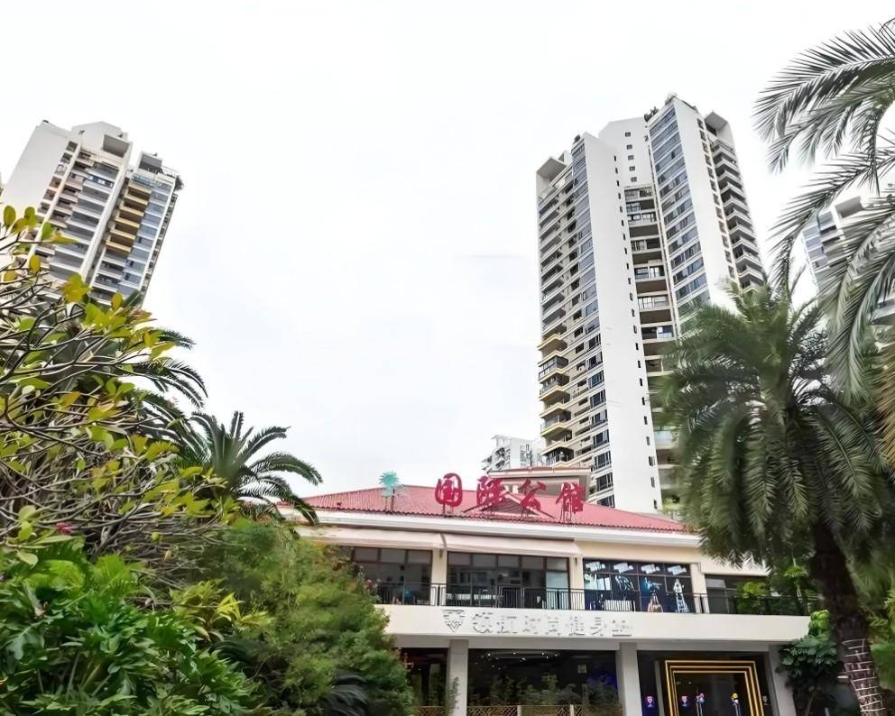 30,瑞祺阁,7折深圳市南山区南光路西瑞祺阁801号房,802号房3222.