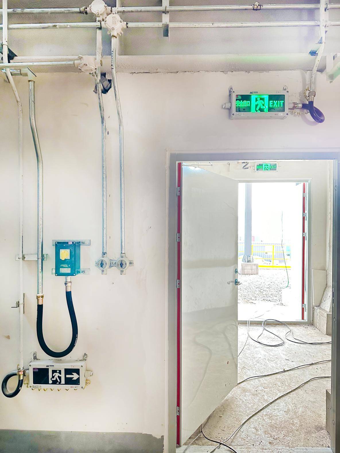 防爆应急疏散指示灯的安装高度有哪些要求?