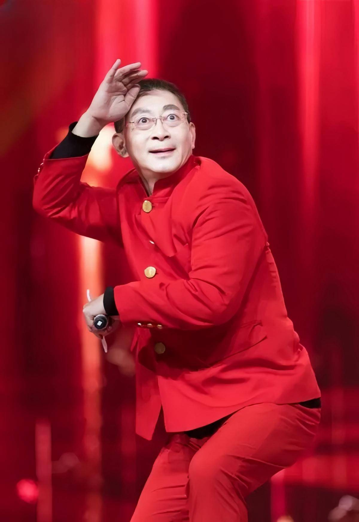 六小龄童个人在遵纪守法方面,也是比其他明星好了不要太多,即便是吴京