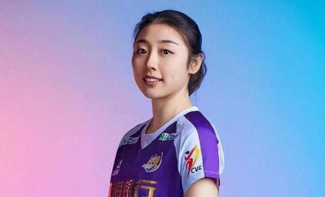 32岁姚迪遇挑战，宣布新决定，王宝泉认可，李盈莹送祝福_天津女排_中国女排_球迷