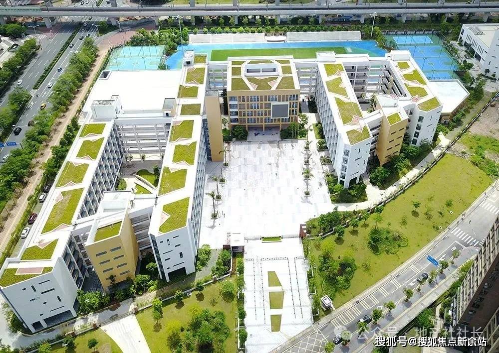 项目自带公办6班幼儿园,1公里范围内有龙华实验学校,民治中学,未来